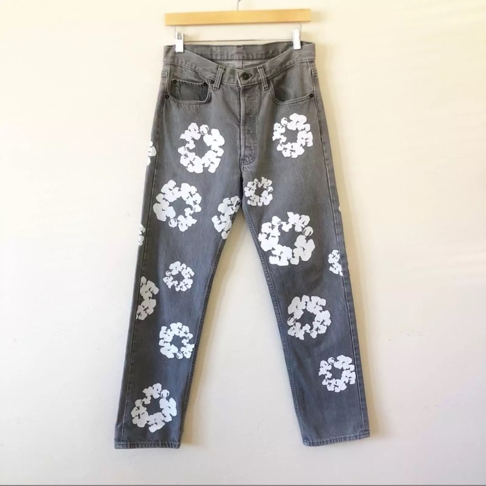 Levi’s Denim Tears Cotton Wreath Sz 30 gray
